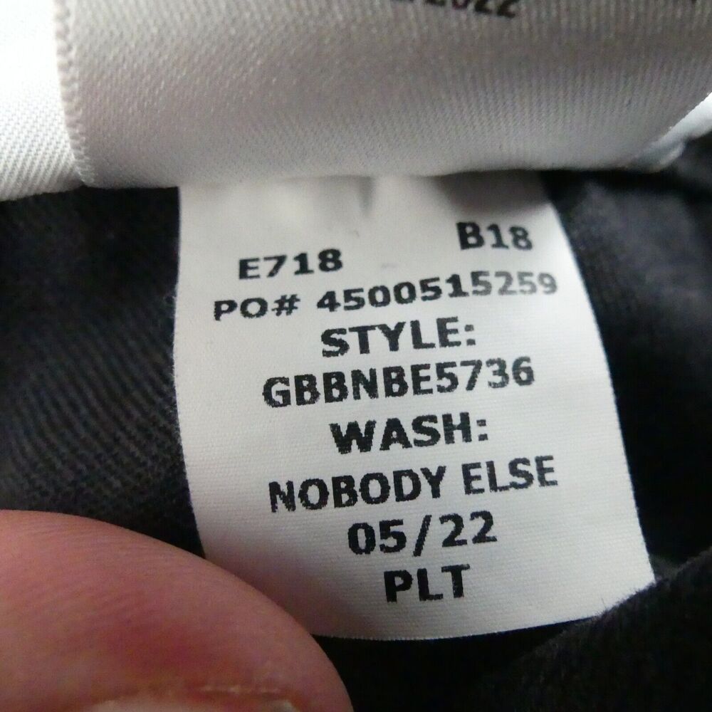 Joe's Jeans The Hi Honey High Rise Curvy Bootcut Jeans Size 32 Black Raw Hem - Picture 10 of 10